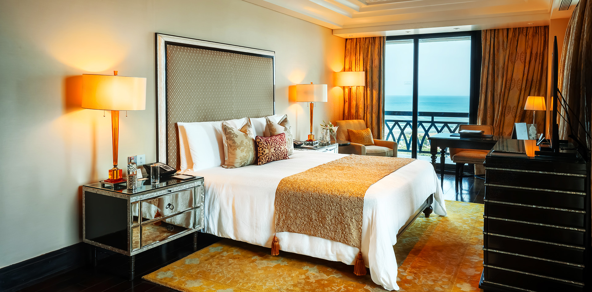 Royal Suite – 1 Bedroom